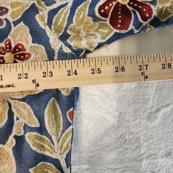 Pierre Cardin Tropical Shirt Size Large Short Sleeve with Pocket - Picture 5 of 7